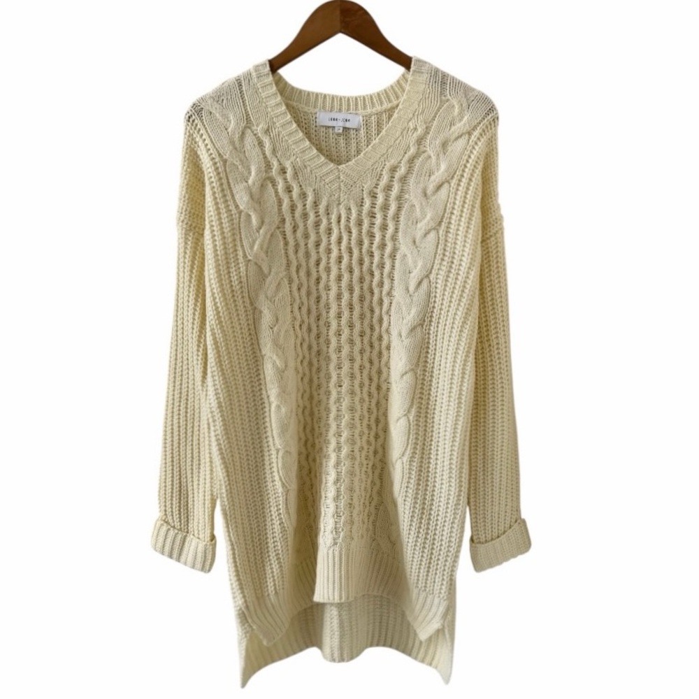 John + Jenn Cream V-Neck Long Sleeve Cable Knit Sweater Size Small - Picture 6 of 6